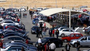 ما سر ارتفاع أسعار السيارات في مصر؟