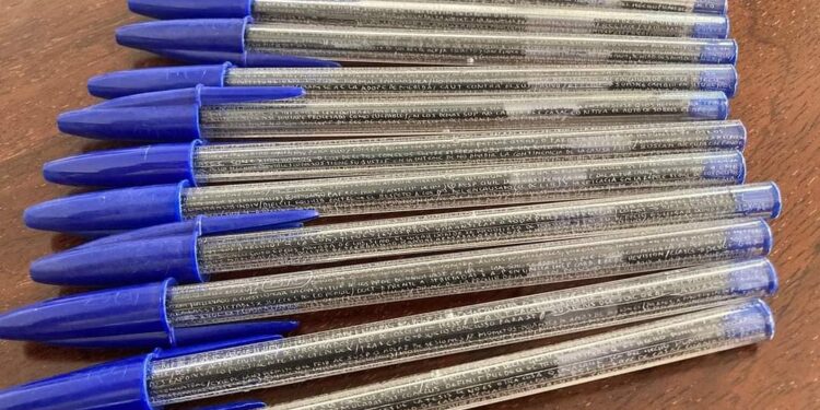 مجهود دون فائدة.. ضبط طالب يغش بطريقة لا تصدق في إسبانيا