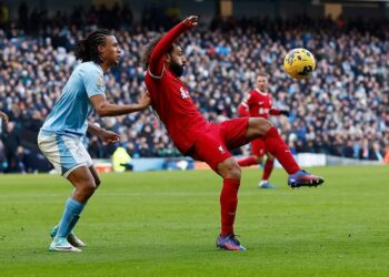 ليفربول ومانشستر سيتي.. التعادل يحسم قمة الدوري الإنجليزي