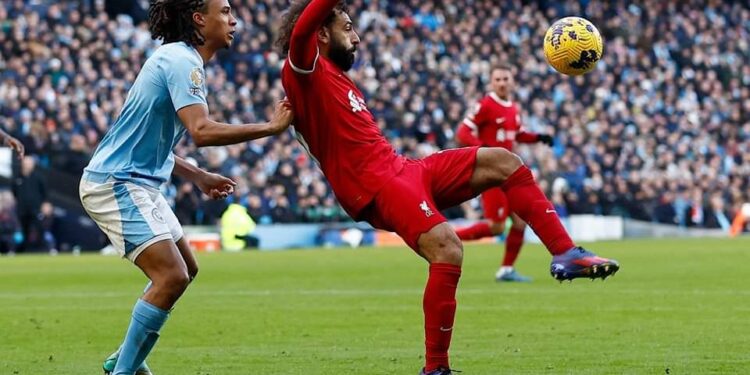 ليفربول ومانشستر سيتي.. التعادل يحسم قمة الدوري الإنجليزي