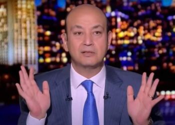 الإعلامي “عمرو أديب” يعلن حصوله على الجنسية السعودية