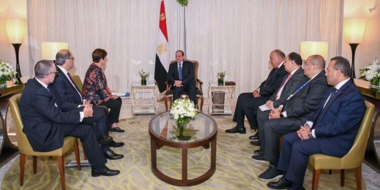 قمة المناخ كوب 28.. الرئيس السيسي يستهل زيارته للإمارات بلقاء المدير التنفيذي لصندوق النقد الدولي