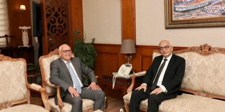 وزير التربية والتعليم يتابع انضباط العام الدراسى ٢٠٢٣ / ٢٠٢٤ في بورسعيد