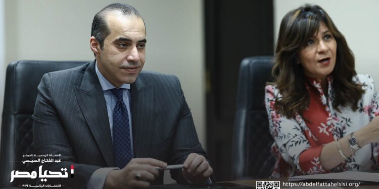 حملة المرشح الرئاسي عبد الفتاح السيسي قبل الصمت الانتخابي بالخارج تواصل التقاء المصريين بالخارج