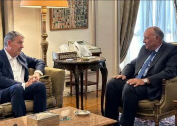 وزير الخارجية وممثل الأونروا