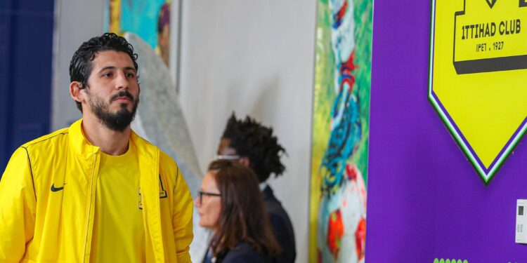 الأهلي ضد اتحاد جدة.. لاعبو الاتحاد يصلون ملعب الجوهرة