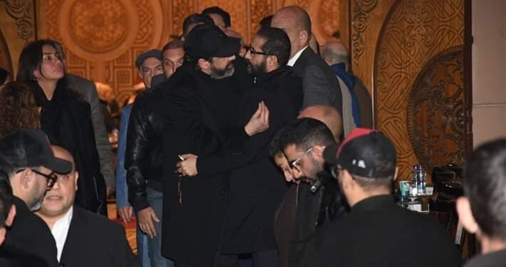 نجوم الفن يقدمون واجب العزاء في شقيق الفنان أحمد حلمي
