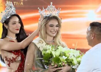 ألبانية تتوج بلقب ملكة جمال الأرض 2023⁣  ⁣