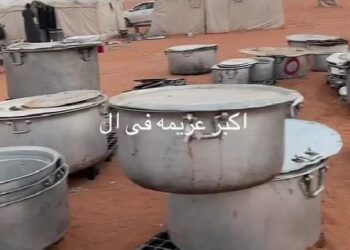 سعودي يوثق أكبر وليمة عشاء.. تضم 36 جملا و400 خروف و 7 آلاف سمكة 