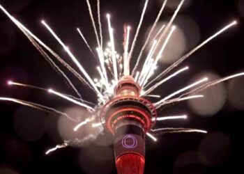 نيوزيلندا أول دولة في العالم تدخل العام الجديد 2024 