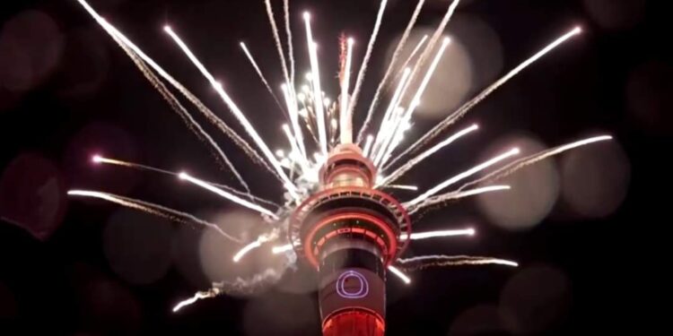 نيوزيلندا أول دولة في العالم تدخل العام الجديد 2024 