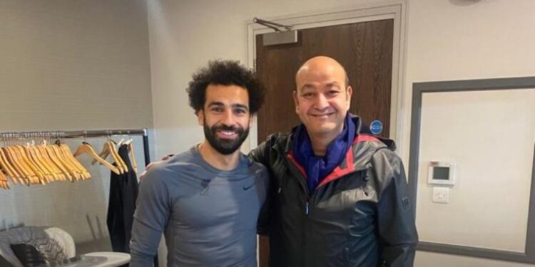 الإعلامي عمرو أديب والنجم محمد صلاح