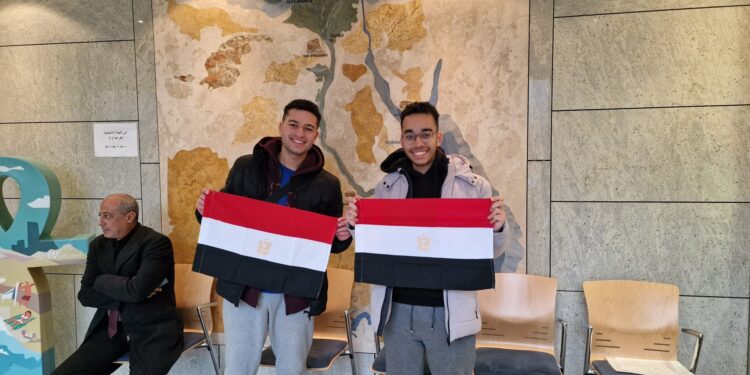 الانتخابات الرئاسية.. طلاب مصر في ألمانيا يدلون بأصواتهم ويرفعون الأعلام المصرية