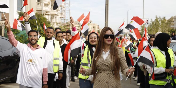 مسيرات حاشدة لأعضاء مصر أكتوبر للإدلاء بأصواتهم فى الانتخابات الرئاسية
