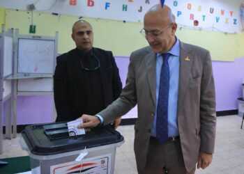 النائب أحمد صبور يدلي بصوته في الانتخابات الرئاسية 2024