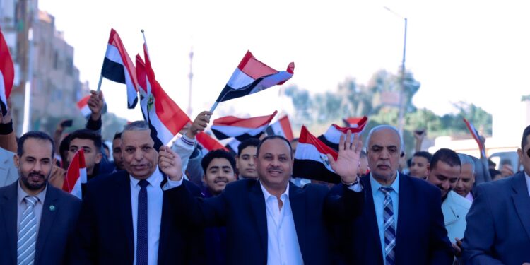 رشاد عبدالغني: ينظم مسيرة حاشدة من آلاف المواطنين لحث الجميع على المشاركة بالانتخابات ودعم السيسي بمدينة المنشاة بسوهاج