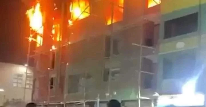 تفاصيل التهام حريق لـ مخزن خشب بمنطقة الفلاحة في المرج