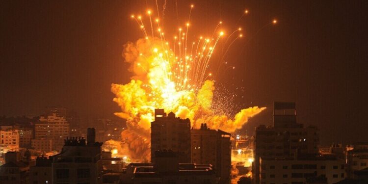 قصف الاحتلال الإسرائيلي لميدان فلسطين