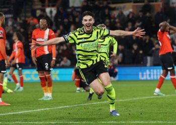 أرسنال يبتعد 5 نقاط في صدارة بطولة إنكلترا لكرة القدم