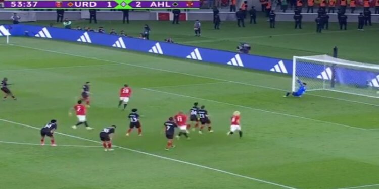 تعادل الأهلي وأوراوا 2 -2 من ضربة جزاء احتسبها الفار ضد المارد الأحمر