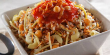 طريقة عمل الكشري المصري كشري الحلة الواحدة