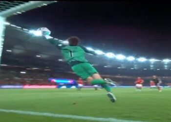 الأهلي ضد أوراوا.. علي معلول يحرز الهدف الرابع في شباك الياباني في الدقيقة 98