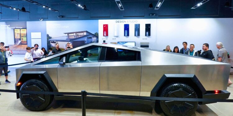 تسلا الجديدة Cybertruck