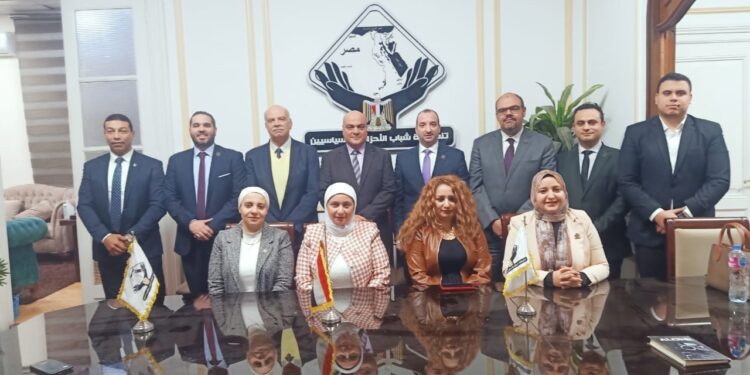 تنسيقية شباب الأحزاب تستقبل رئيس الهيئة العامة لتعليم الكبار