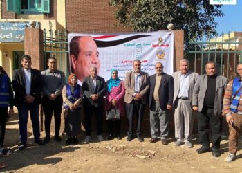 ٩٥٩ حالة مستفيدة.. حياة كريمة تنظم قافلة طبية وبيطرية في قطور