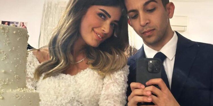 خطوبة ليلى أحمد زاهر وهشام جمال.. صور