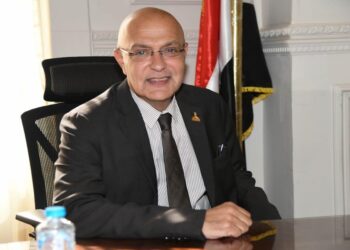 النائب أحمد صبور عضو مجلس الشيوخ