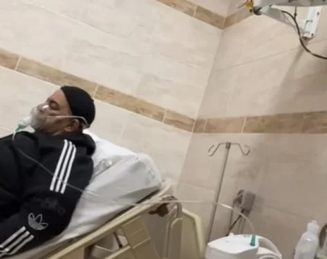 تطورات الحالة الصحية للفنان بيومي فؤاد.. يجلس على أجهزة التنفس