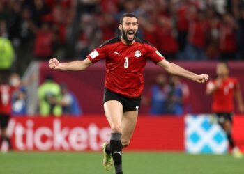 عمر كمال عبد الواحد