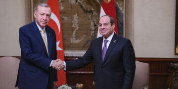 الرئيس السيسي يعقد جلسة مباحثات ثنائية مع نظيره التركي أردوغان