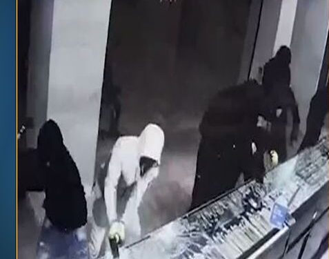 مصدر أمني ينفي سرقة أحد محال الذهب في بولاق أبو العلا