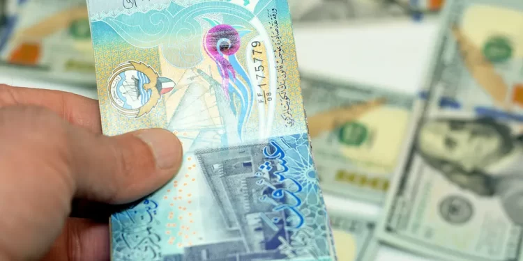 سعر الدينار الكويتي