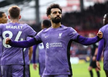 ماك أليستر عن محمد صلاح بعد أهداف مباراة برينتفورد وليفربول: سعيد حقًا من أجله