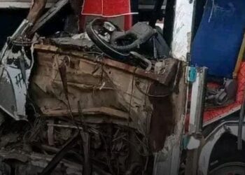 مصرع وإصابة 23 في حادث تصادم سيارة أجرة وأخرى نقل بالمنوفية