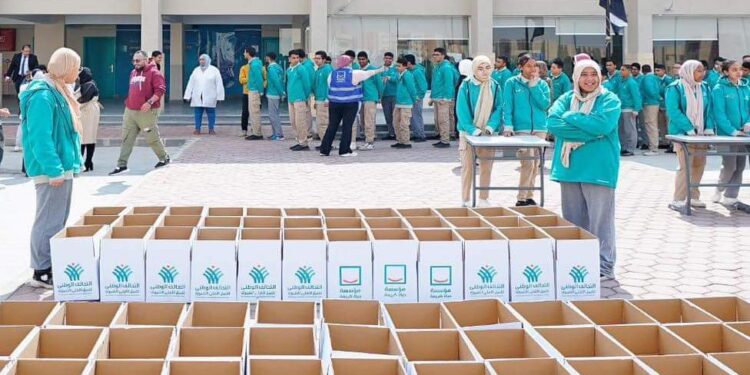 بالتعاون بين مؤسسة حياة كريمة ومبادرة ابدأ.. طلاب “ابدأ الوطنية للعلوم التقنية” يشاركون في تعبئة كراتين رمضان