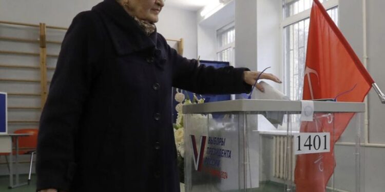 نسبة الناخبين في الانتخابات الرئاسية الروسية تتجاوز الـ 25٪