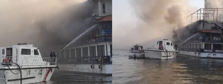 دفع بالإطفاء النهري للسيطرة على حريق مركب أمريكانا كورنيش النيل في الجيزة