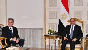 مصر وأمريكا يتوافقان على ضرورة مرور المساعدات إلى غزة ورفض التهجير القسري للفلسطينيين