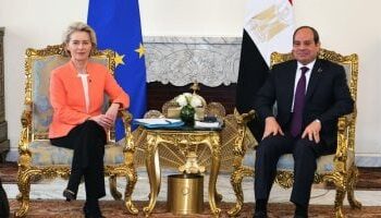 الرئيس السيسي يؤكد لـ رئيسة المفوضية الأوروبية: رفض مصر لتهجير الفلسطينيين