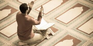 دعاء اليوم الرابع من رمضان 2024.. اللهم قوّني وافتح لي فيه أبواب الجنان