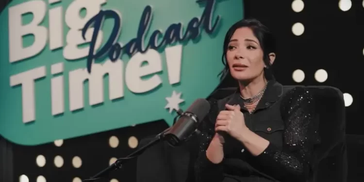 أكبر support.. منى زكي: العائلة والأولاد أحلى نعمة ودعم وسند