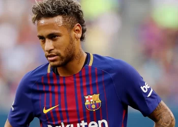 نيمار يبحث عن العودة إلى برشلونة