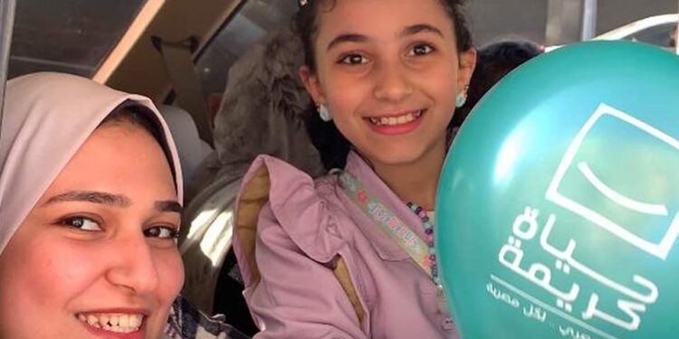 من إنسان لإنسان.. مؤسسة حياة كريمة تشارك فرحة العيد في الميادين الرئيسية لـ ٢٧ محافظة