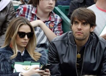 كان زوجًا مثاليًا بزيادة.. زوجة كاكا السابقة تكشف سبب انفصالها عنه