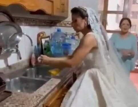 في ليلة زفافها.. أم تجبر عروس لبنانية على غسل الصحون قبل المغادرة إلى قاعة الزواج
