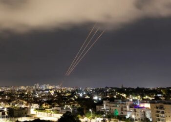 بعد الضربات العسكرية المتبادلة.. دراسة تكشف تأثر أفريقيا بالصراع بين إيران وإسرائيل